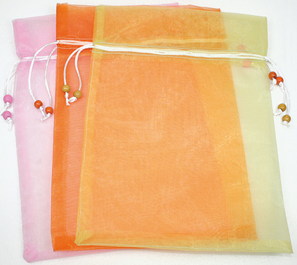 Organza bag 28x20,5cm with white cord