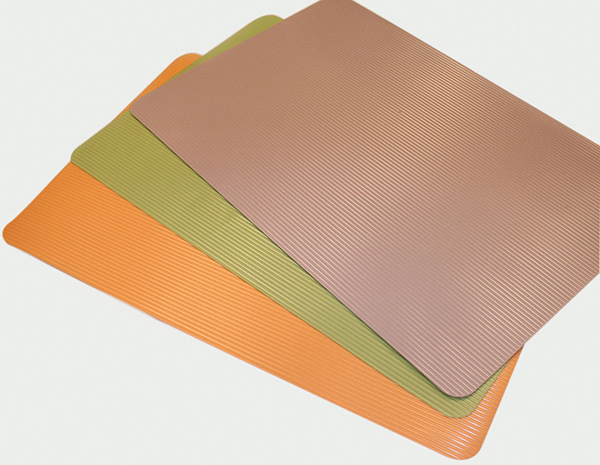 Anti-slip placemat Eva 43x28cm for a beautiful