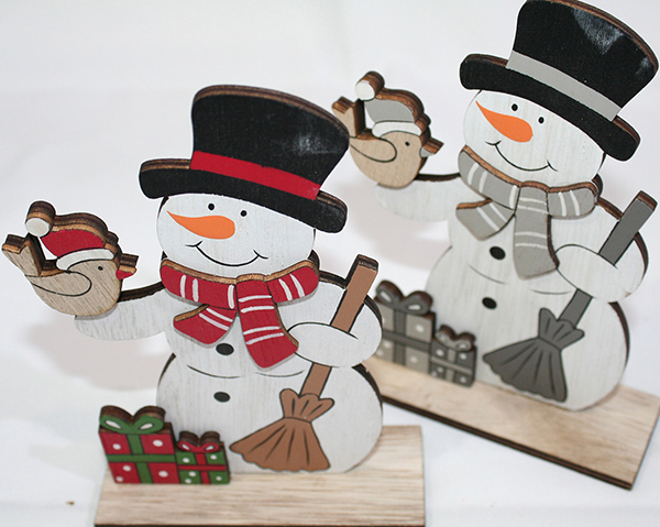 Snowman XL 15x10.5x4cm, with a sweet bird, on a wide wooden