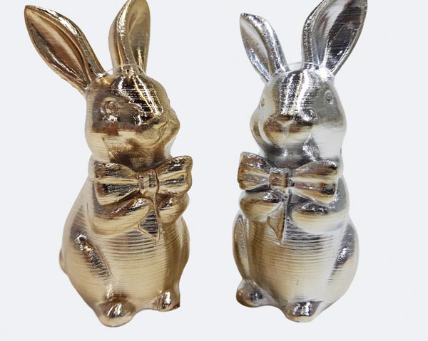 Glänzende Hasenfigur 5,5x4,2x9,6cm in Gold u. Silber –