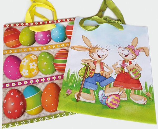 Geschenktasche 23x18cm, glanz, Ei und Hase 2f so.