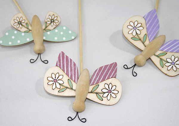 Magnifique papillon en bois 34x8,2x1,5 cm, peint à la main