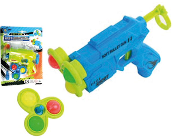 Ball gun with 3 balls 15cm on card