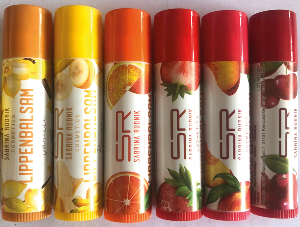 Lip balm with fruit flavour 3,4g