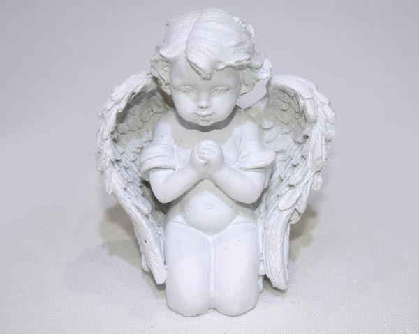 Engel mit großen Flügeln 8,8x7,5x5,1cm