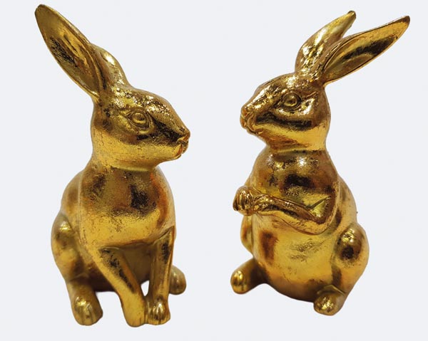 Glänzende Hasenfigur 6,3x5x9,6cm in Gold – edle Osterdeko