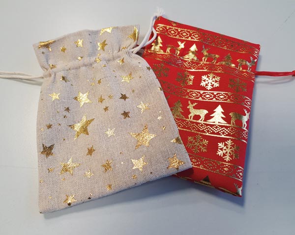 Edler Stoff-Geschenkbeutel 18x13cm, mit Sternen