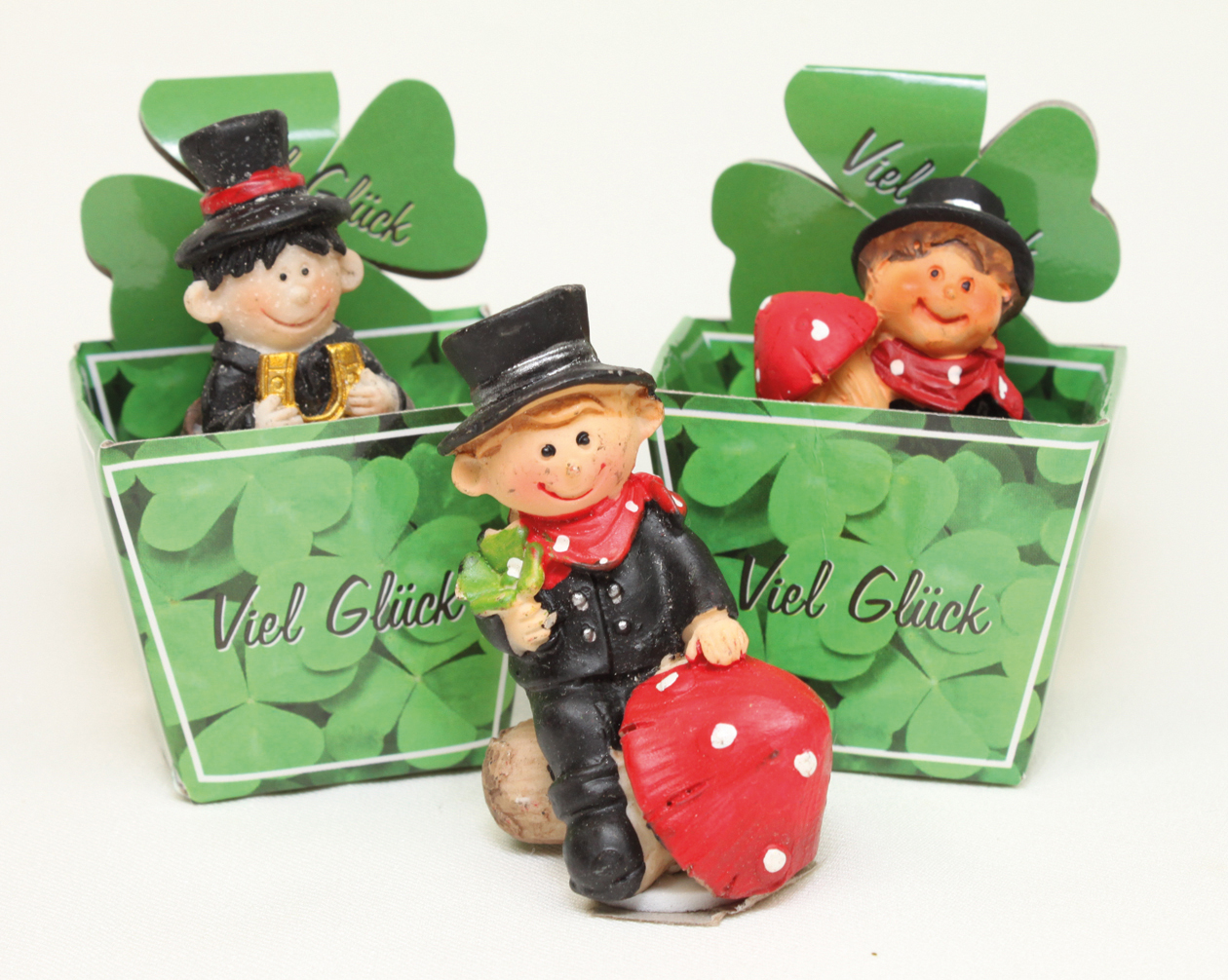 Lucky charm chimney sweep 6x3cm, assorted