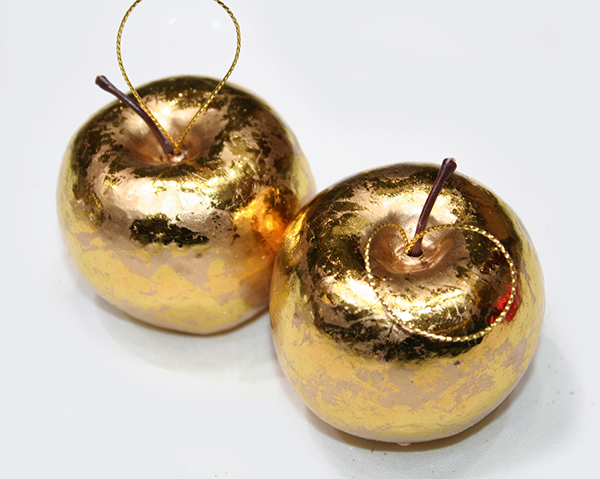 Decorative apples set of 2 Each piece 5cm, beautifully