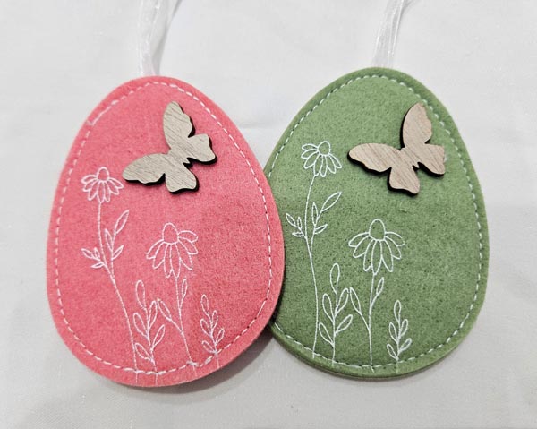 Egg hanger with wooden butterfly 10.3x3.8x6cm, with