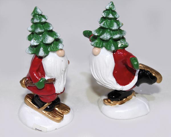 Süßer Santa auf Ski 4,7x4,4x7,1cm