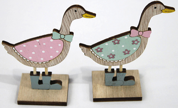 Wooden duck on a wide wooden stand 9.5x4x12cm, lovingly